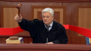 суд присяжных в россии судья